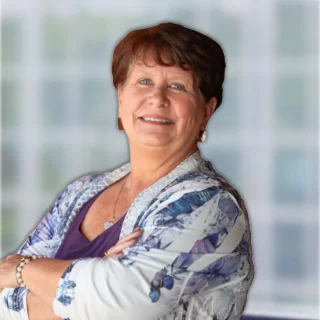 Luann Rinowski team image